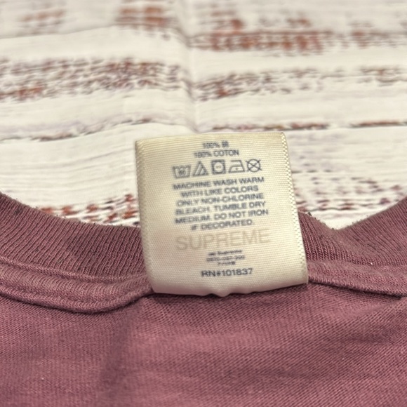 Supreme Stack Tee ‘Plum’. Released 8/9/2021. Size-Large. Pre Owned/worn gently - Picture 8 of 8